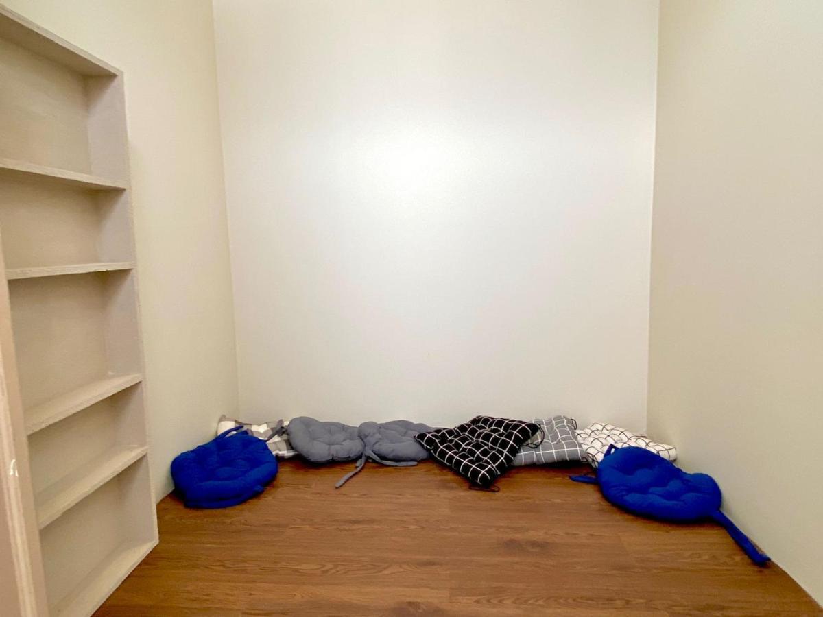 ジャカルタ Kos Awany Colivingホステル エクステリア 写真